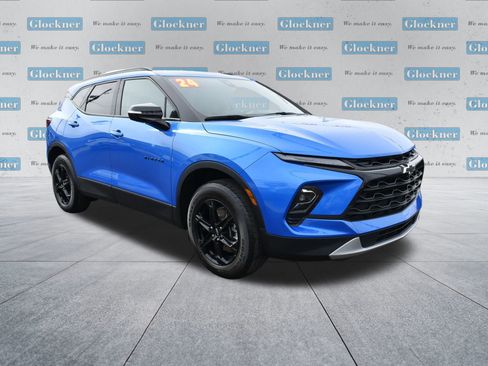 Used 2024 Chevrolet Blazer LT w/ Sound & Technology Package image 3