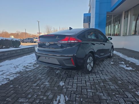 Used 2019 Hyundai Ioniq Blue image 5