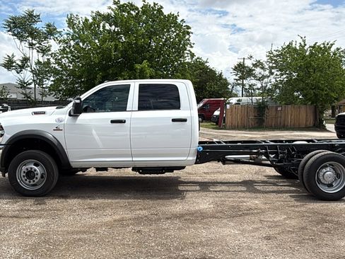 New 2026 RAM 5500 Tradesman w/ Chrome Appearance Group AWD/4WD image 2