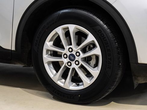 Used 2020 Ford Escape S image 59