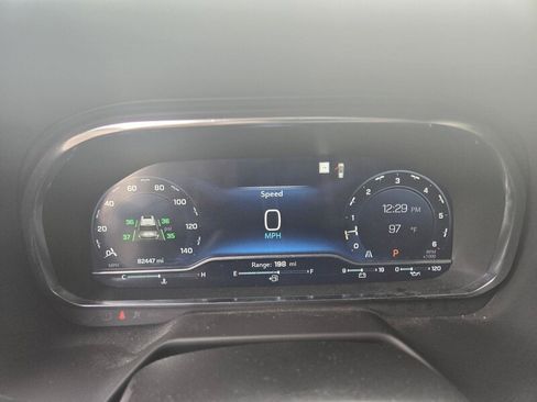 Used 2022 Chevrolet Tahoe High Country RWD image 16