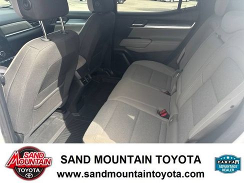 Used 2025 GMC Terrain Elevation w/ Technology Package II AWD/4WD image 14