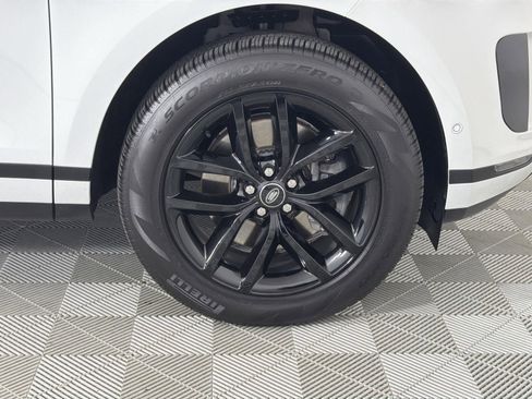 Certified 2026 Land Rover Range Rover Evoque S image 36