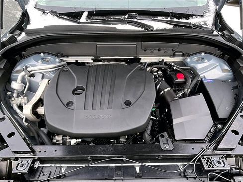 Used 2023 Volvo XC60 B5 Plus w/ Protection Package Premier image 29