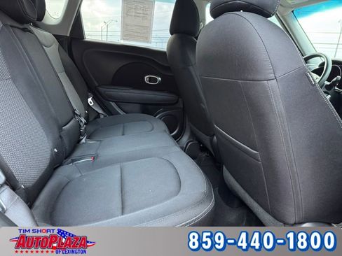 Used 2019 Kia Soul + image 40