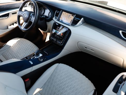 Used 2021 INFINITI QX50 Autograph w/ Premium White Leather Package image 21