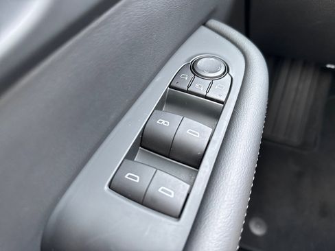 Used 2025 Buick Enclave Preferred image 23