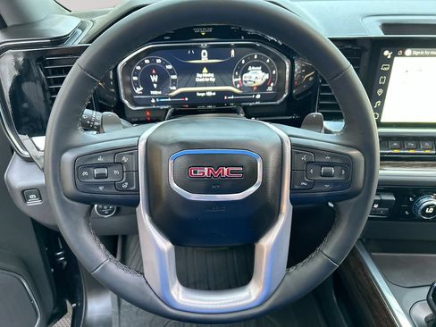 Used 2025 GMC Sierra 1500 Elevation w/ Elevation Premium Package AWD/4WD image 32