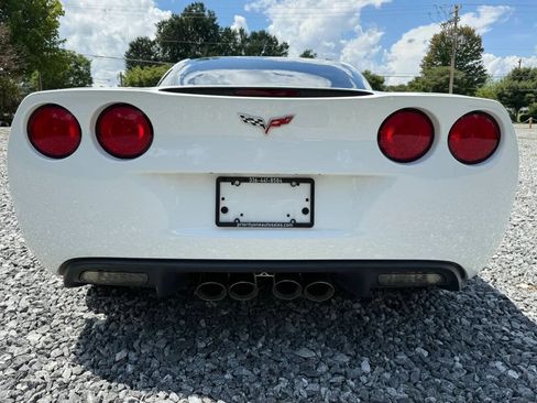 Used 2010 Chevrolet Corvette Coupe w/ Preferred Equipment Group RWD image 4