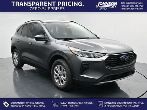 New 2026 Ford Escape Active w/ Tech Pack #1 AWD/4WD image 1
