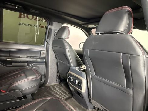 Used 2023 Ford Expedition Max Limited image 19