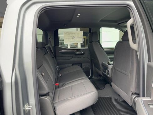 New 2026 GMC Sierra 1500 Elevation image 7