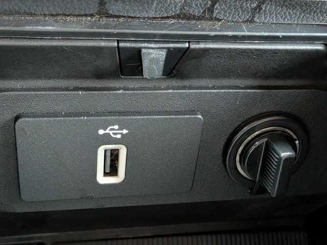 Used 2020 Ford Mustang Convertible RWD image 24