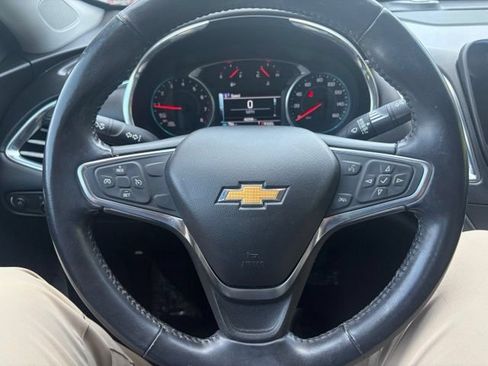 Used 2018 Chevrolet Malibu LT w/ Leather Package FWD image 33