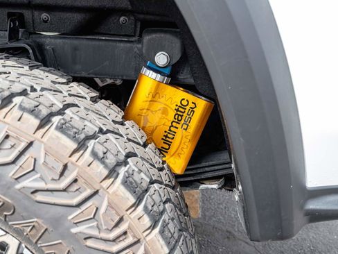 Used 2025 Chevrolet Colorado ZR2 w/ Technology Package image 6