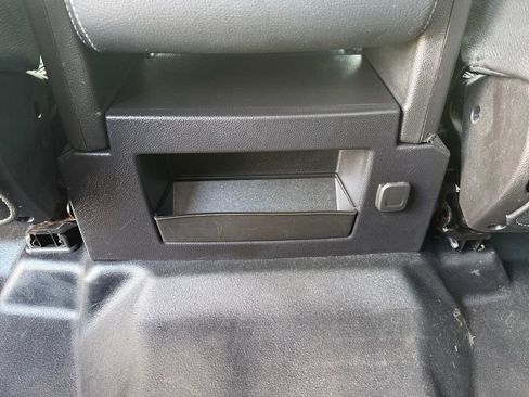Used 2018 Chevrolet Silverado 1500 LT AWD/4WD image 15