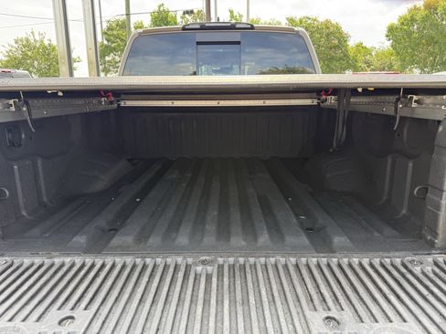 Used 2024 Nissan Titan PRO-4X w/ Pro-4x Convenience Package AWD/4WD image 31