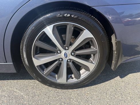 Used 2015 Subaru Legacy 2.5i Limited AWD/4WD image 11