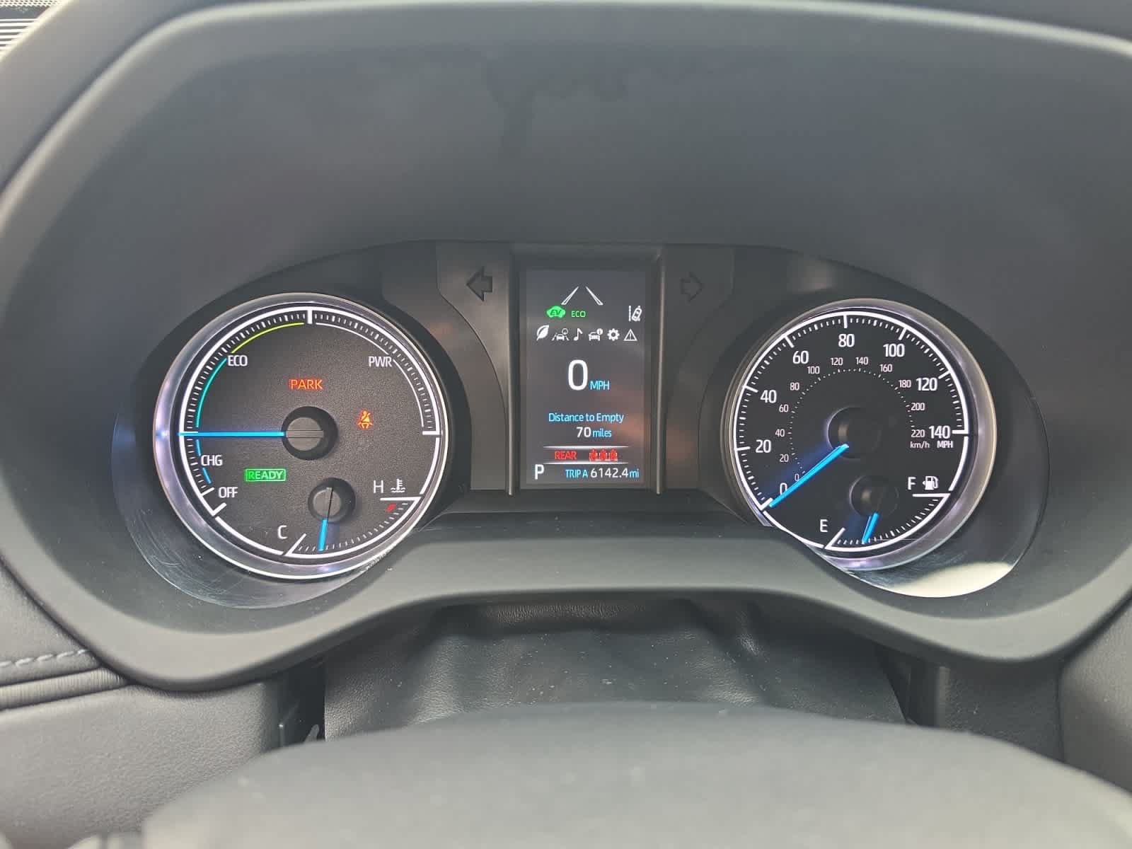 Used 2022 Toyota Venza LE AWD/4WD image 5