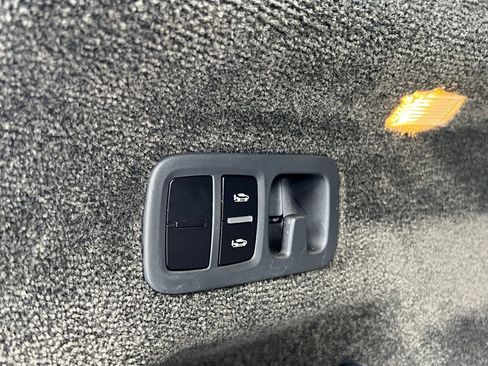 Used 2022 Bentley Bentayga Speed AWD/4WD image 23