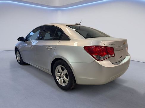 Used 2015 Chevrolet Cruze LT FWD image 4
