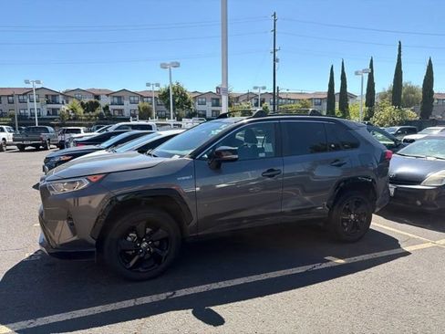 Used 2021 Toyota RAV4 XSE w/ XSE Grade Weather Package AWD/4WD image 11