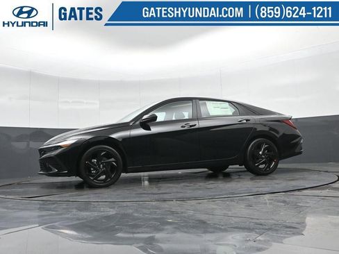 New 2026 Hyundai Elantra Sport FWD image 37