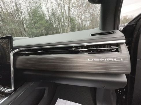 New 2025 GMC Sierra EV Denali image 34