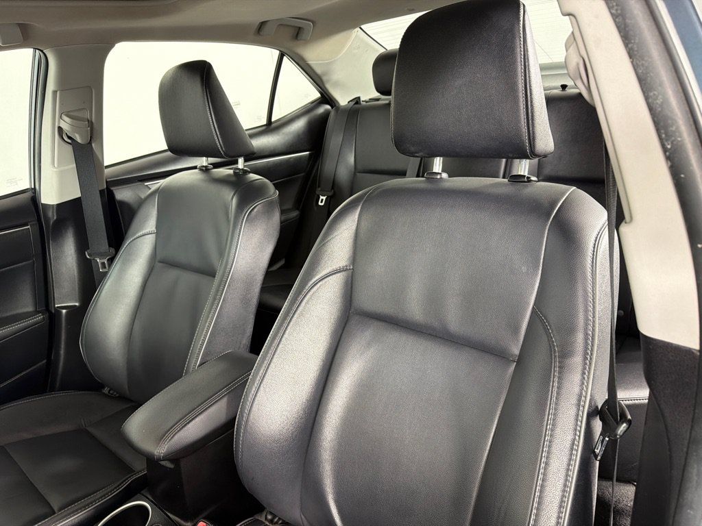 Used 2017 Toyota Corolla XLE w/ Protection Package FWD image 13