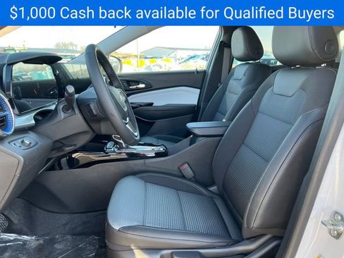 New 2026 Chevrolet Trax LT w/ Driver Confidence Package image 4