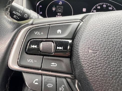 Used 2018 Honda Accord Touring image 21