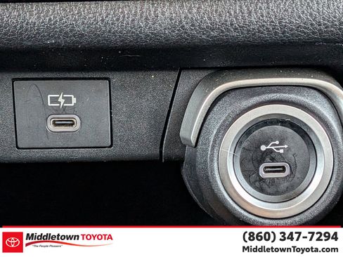 Used 2024 Toyota Grand Highlander Platinum image 26