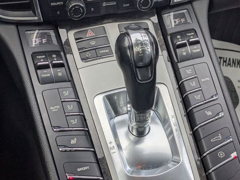 Used 2013 Porsche Panamera 4 Platinum Edition image 25