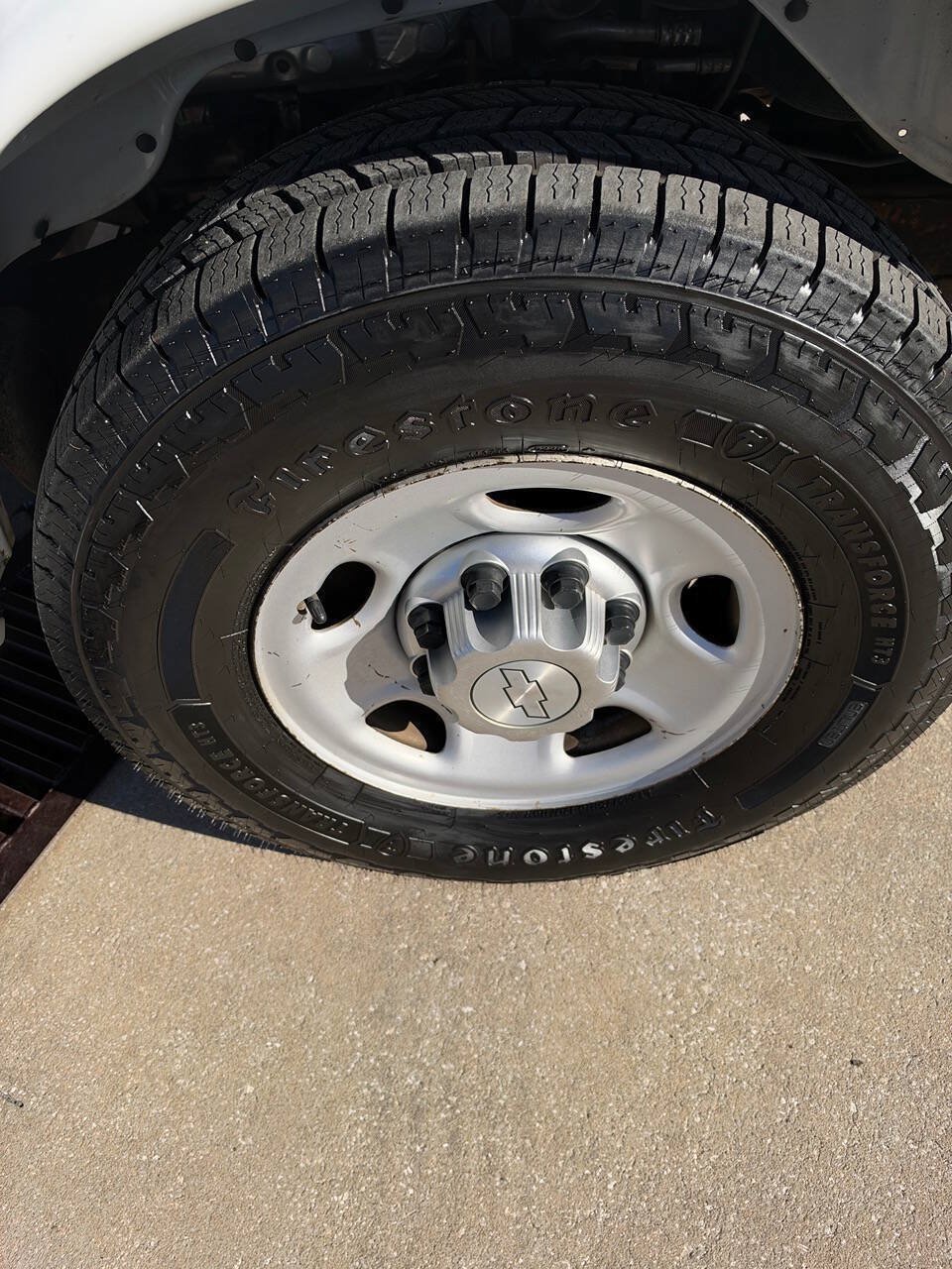Used 2015 Chevrolet Express 2500 RWD image 73