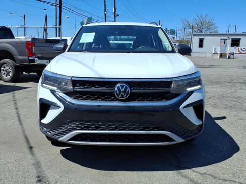 Used 2024 Volkswagen Taos S image 2