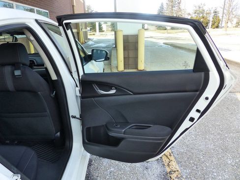 Used 2019 Honda Civic EX image 31