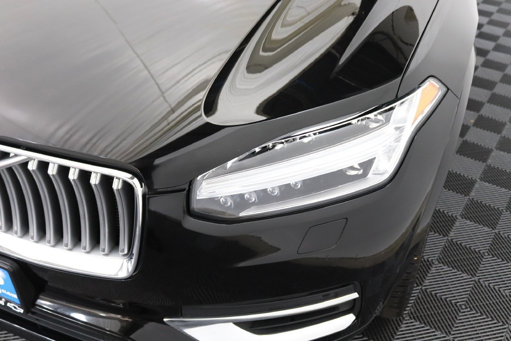 Used 2023 Volvo XC90 B6 Plus w/ Protection Package Premier AWD/4WD image 11