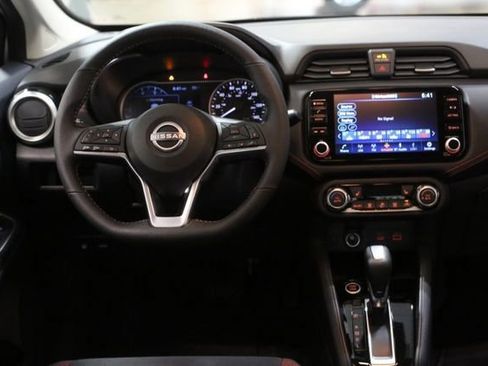 New 2025 Nissan Versa SR image 14