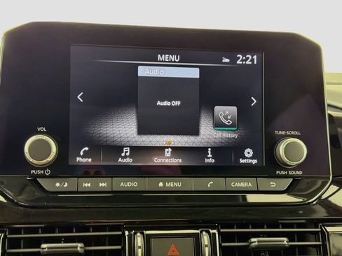 Used 2024 Nissan Pathfinder SV w/ SV Premium Package AWD/4WD image 14