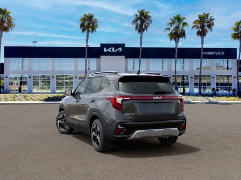 New 2026 Kia Seltos S FWD image 4