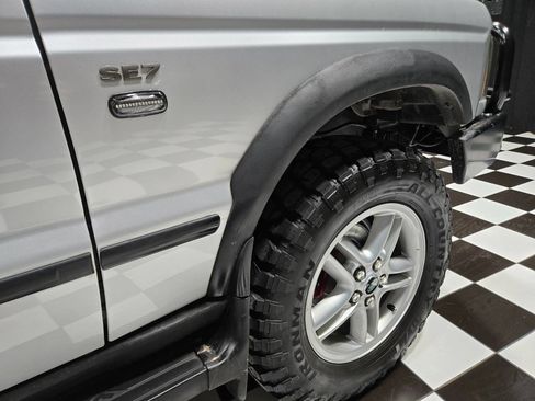 Used 2004 Land Rover Discovery SE image 33