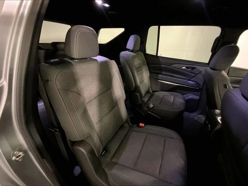 Used 2024 Chevrolet Traverse LT AWD/4WD image 23