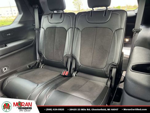 Used 2024 Jeep Grand Cherokee L Altitude AWD/4WD image 14