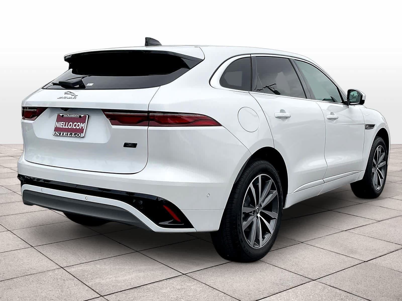 New 2026 Jaguar F-PACE R-Dynamic S AWD/4WD image 4
