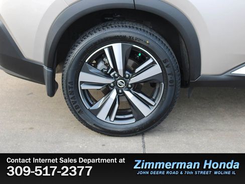 Used 2021 Nissan Rogue SL w/ Premium Package image 23