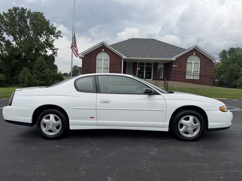 Used 2000 Chevrolet Monte Carlo SS w/ Preferred Equipment Group FWD image 23
