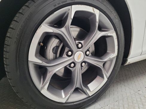 Used 2023 Chevrolet Malibu LT image 31