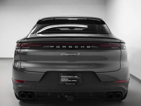 Certified 2026 Porsche Cayenne S AWD/4WD image 10