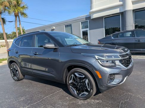 Certified 2025 Kia Seltos SX w/ SX Sunroof Package AWD/4WD image 1