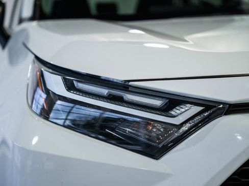Used 2024 Toyota RAV4 LE image 10